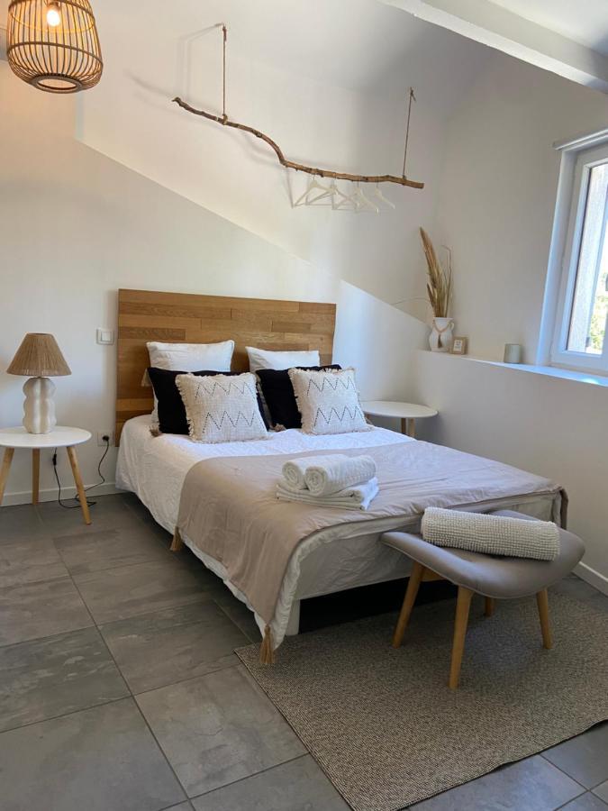 Mas Lafleur Bed & Breakfast Chateaurenard Bagian luar foto