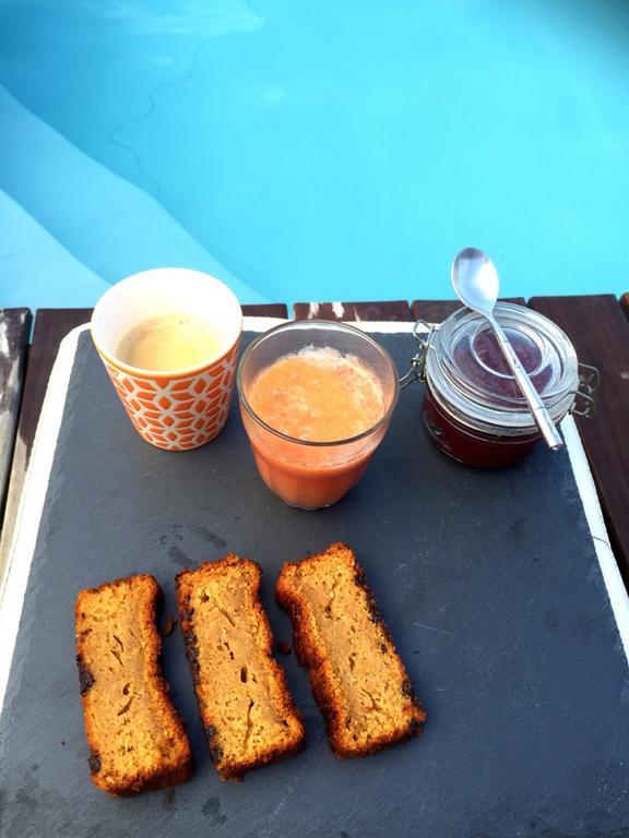 Mas Lafleur Bed & Breakfast Chateaurenard Bagian luar foto